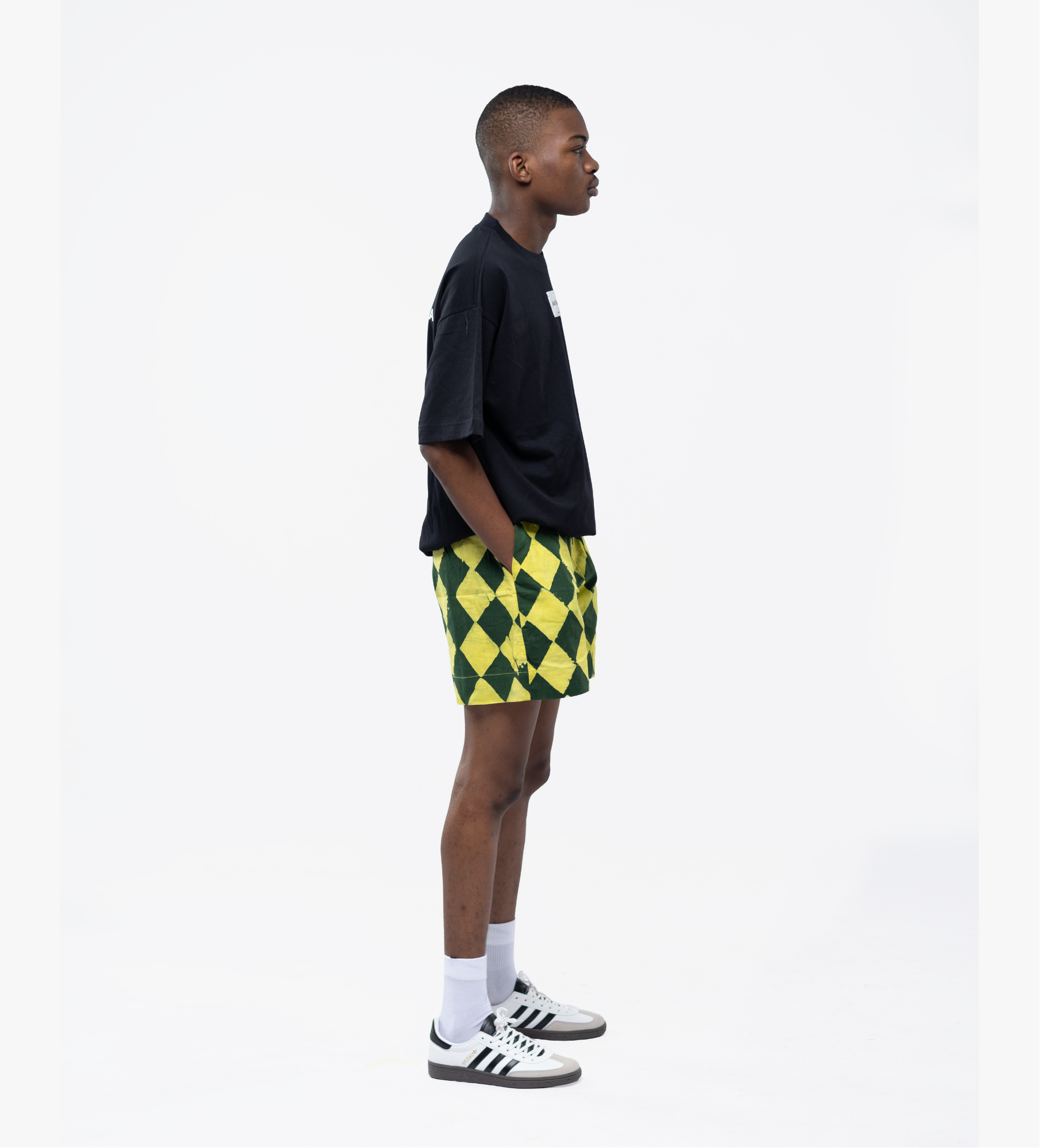 Short Bakus